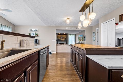 Tiny photo for 9195 Victoria Lane, North Ridgeville, OH 44039 (MLS # 5221339)