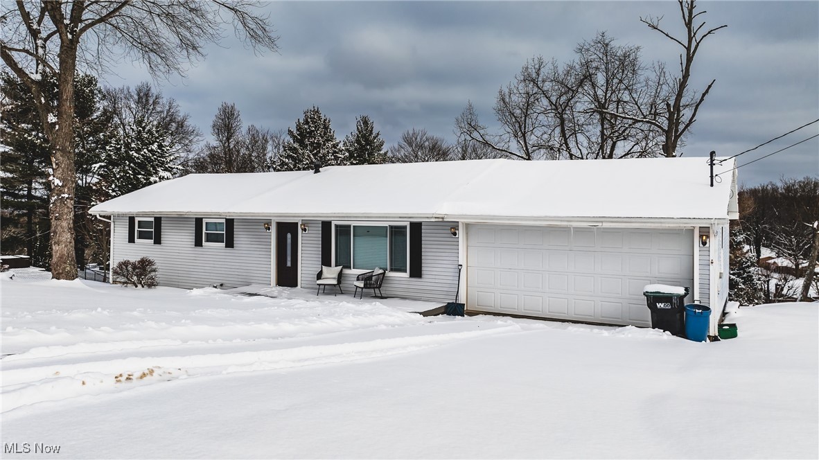 1713 Forest Hills Drive, Vienna, West Virginia image 1