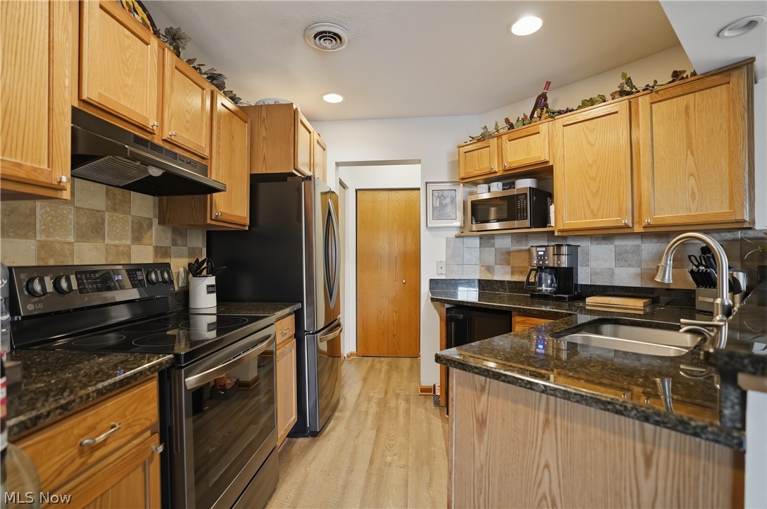 127 S Bayshore Drive