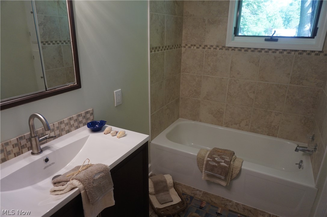 Lake Breeze Park - Residential