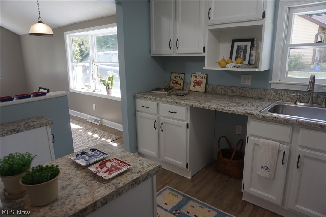 Lake Breeze Park - Residential