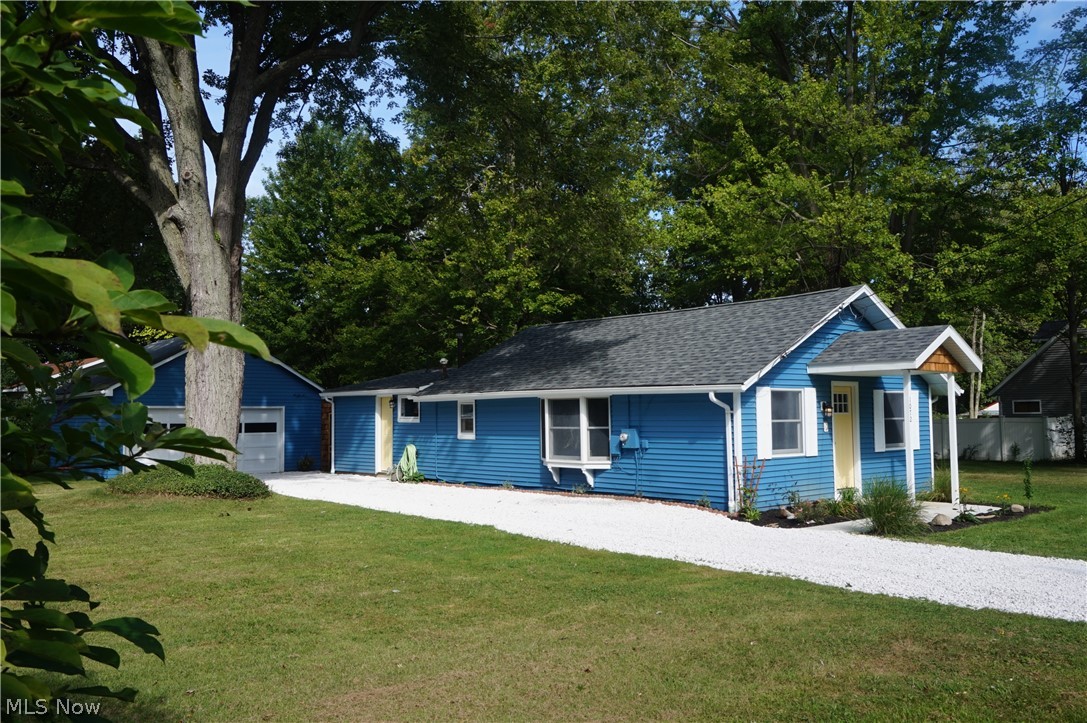 Lake Breeze Park - Residential