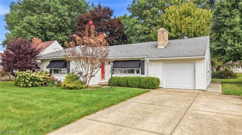 Homes For Sale - 2083 Beechwood Street<br/> Warren, OH 44483