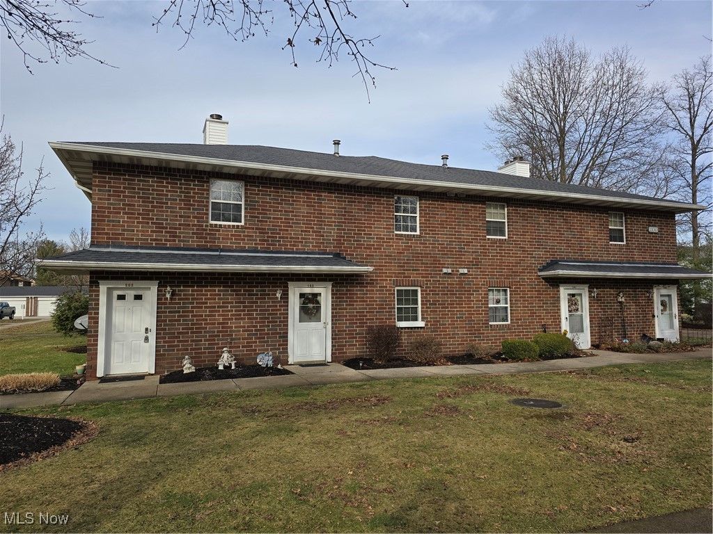 Photo of 1100 Tollis Parkway #202, Broadview Heights, OH 44147 (MLS # 5180643)