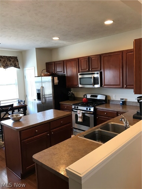 Montrose Park Ph 1 - Residential