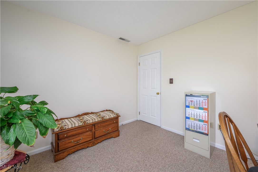 2523 Sherwood Drive, Stow, Ohio image 20