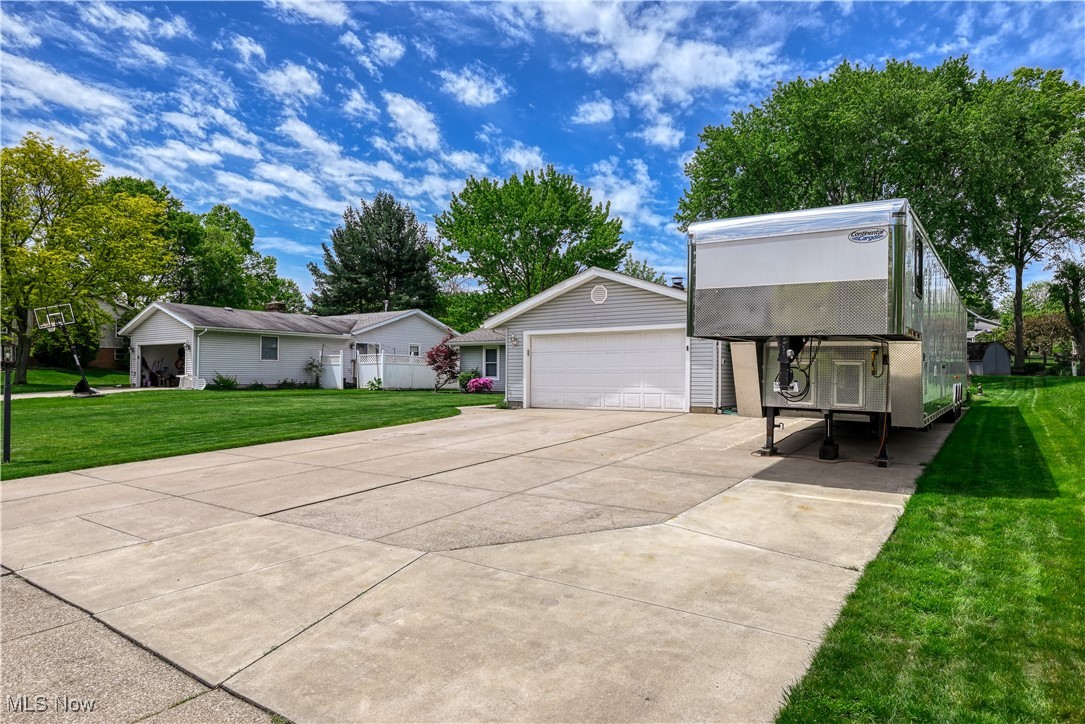 2523 Sherwood Drive, Stow, Ohio image 43