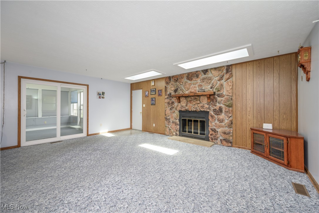 2523 Sherwood Drive, Stow, Ohio image 12