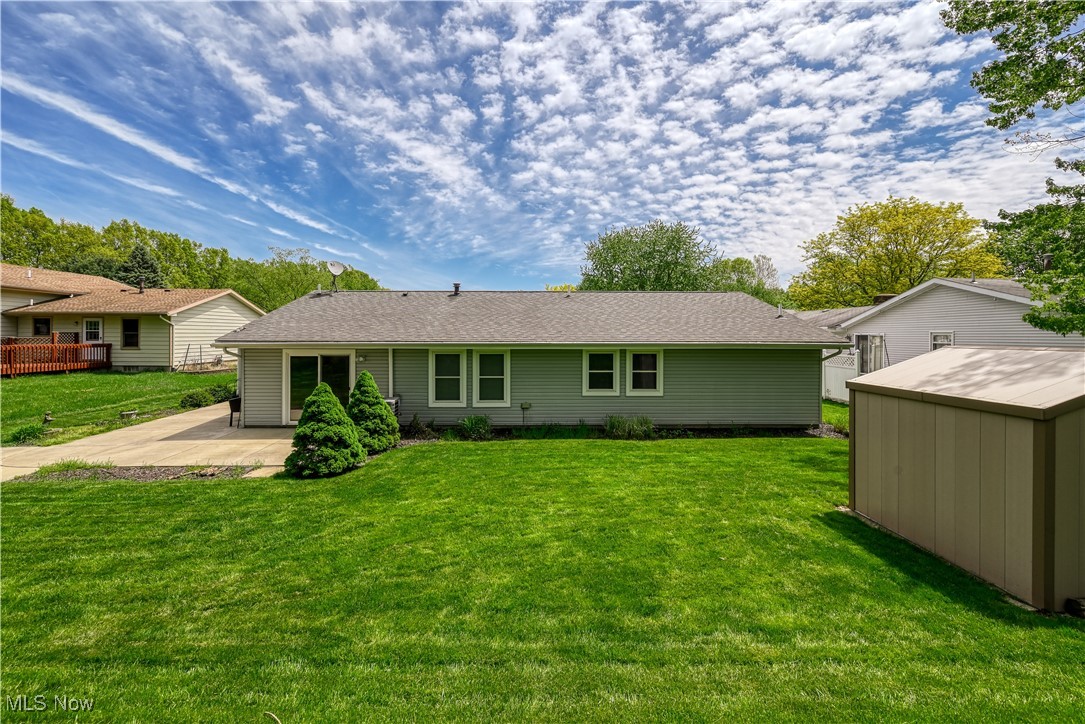 2523 Sherwood Drive, Stow, Ohio image 38