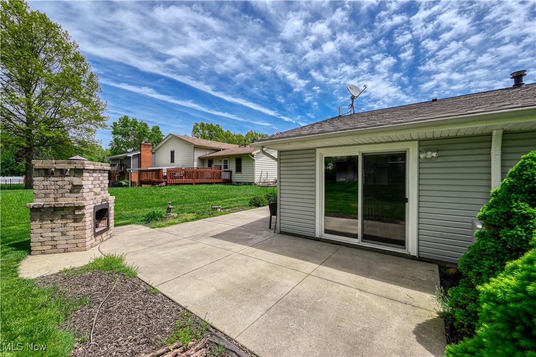 2523 Sherwood Drive, Stow, Ohio image 33