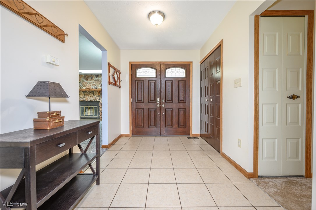 2523 Sherwood Drive, Stow, Ohio image 6