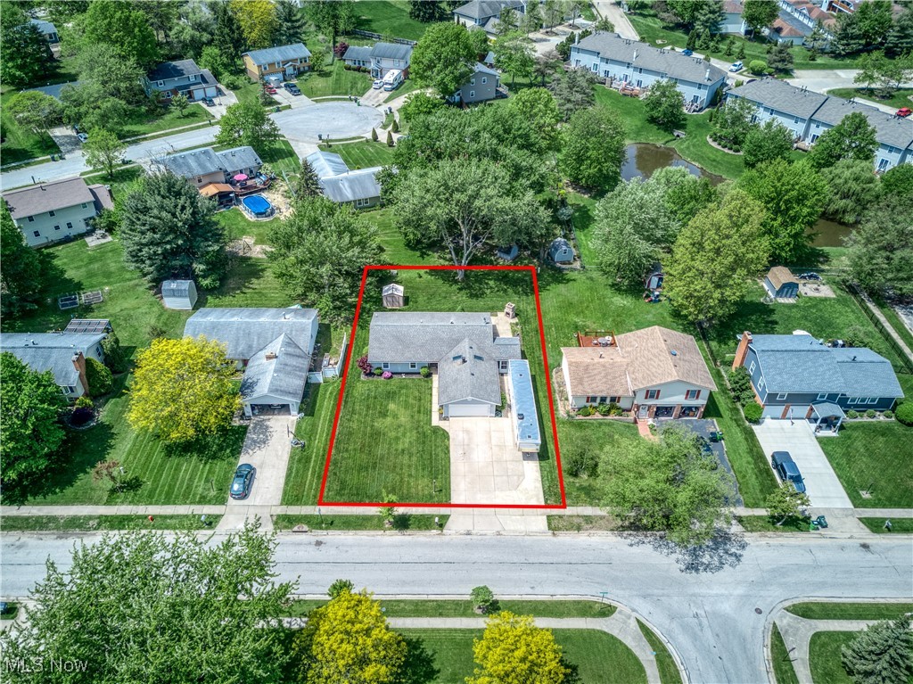 2523 Sherwood Drive, Stow, Ohio image 37