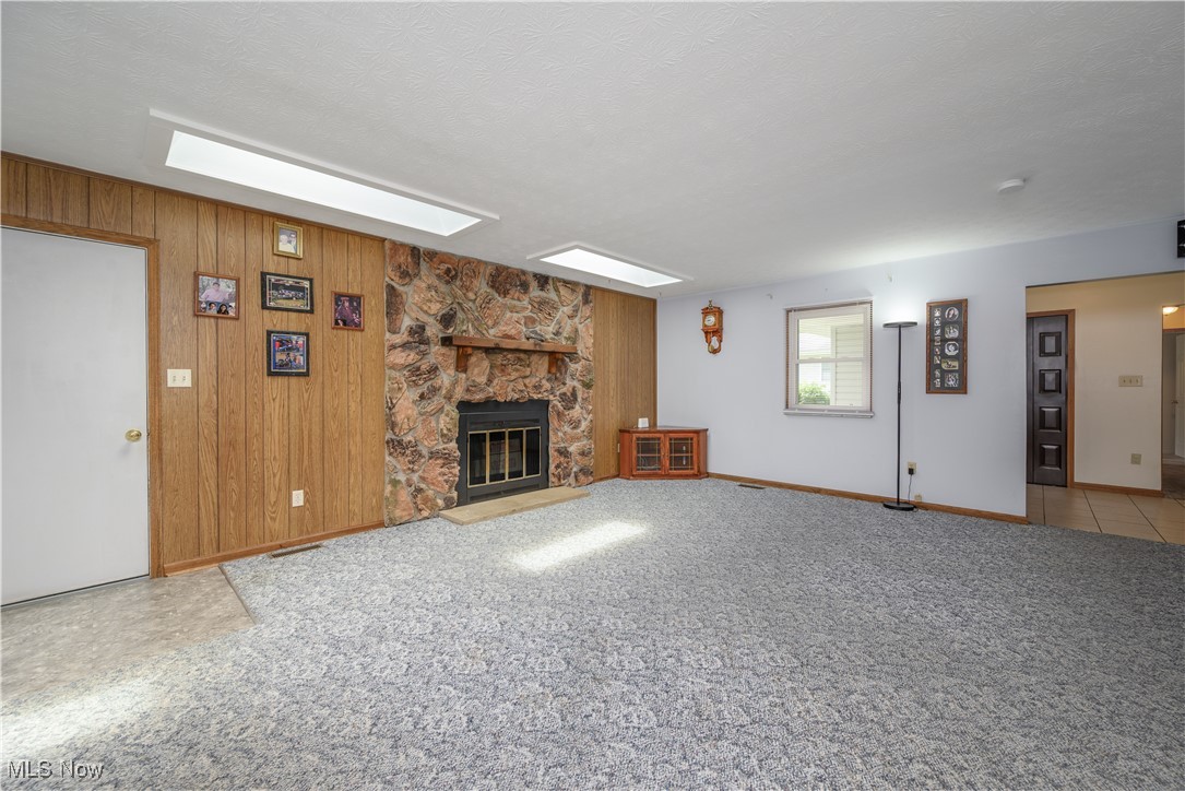 2523 Sherwood Drive, Stow, Ohio image 13