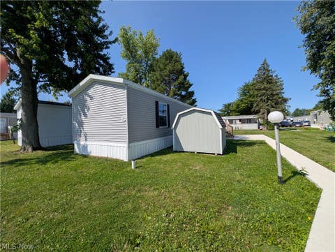 Homes For Rent - 215 Cedar Brook Drive<br/> Elyria, OH 44035
