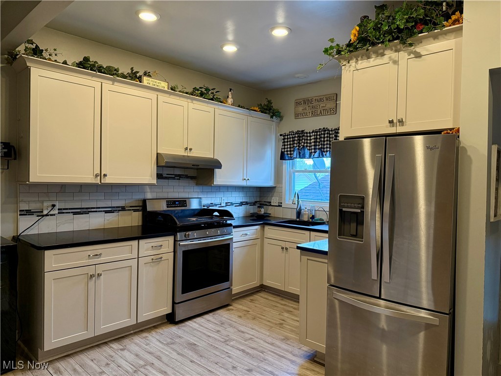 523 E 9th Street, Uhrichsville, Ohio image 14