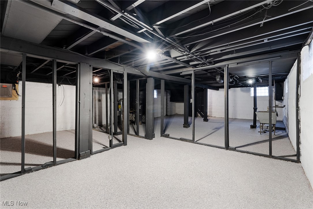 Realty Dev Cos Rep 03 - Residential Income