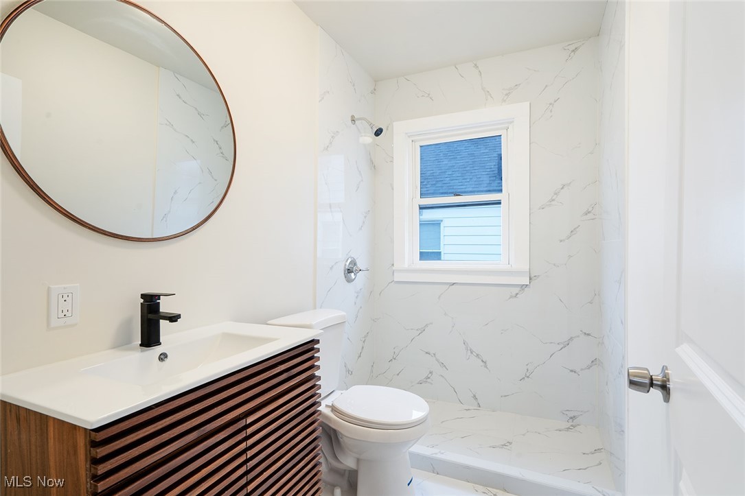 Realty Dev Cos Rep 03 - Residential Income