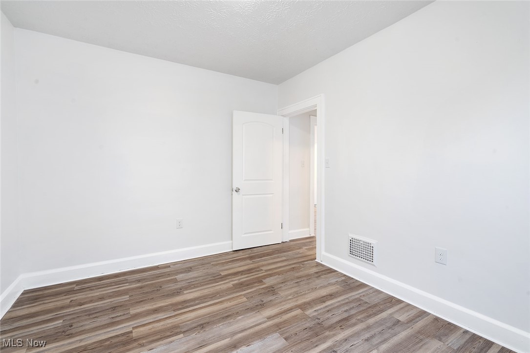 Realty Dev Cos Rep 03 - Residential Income