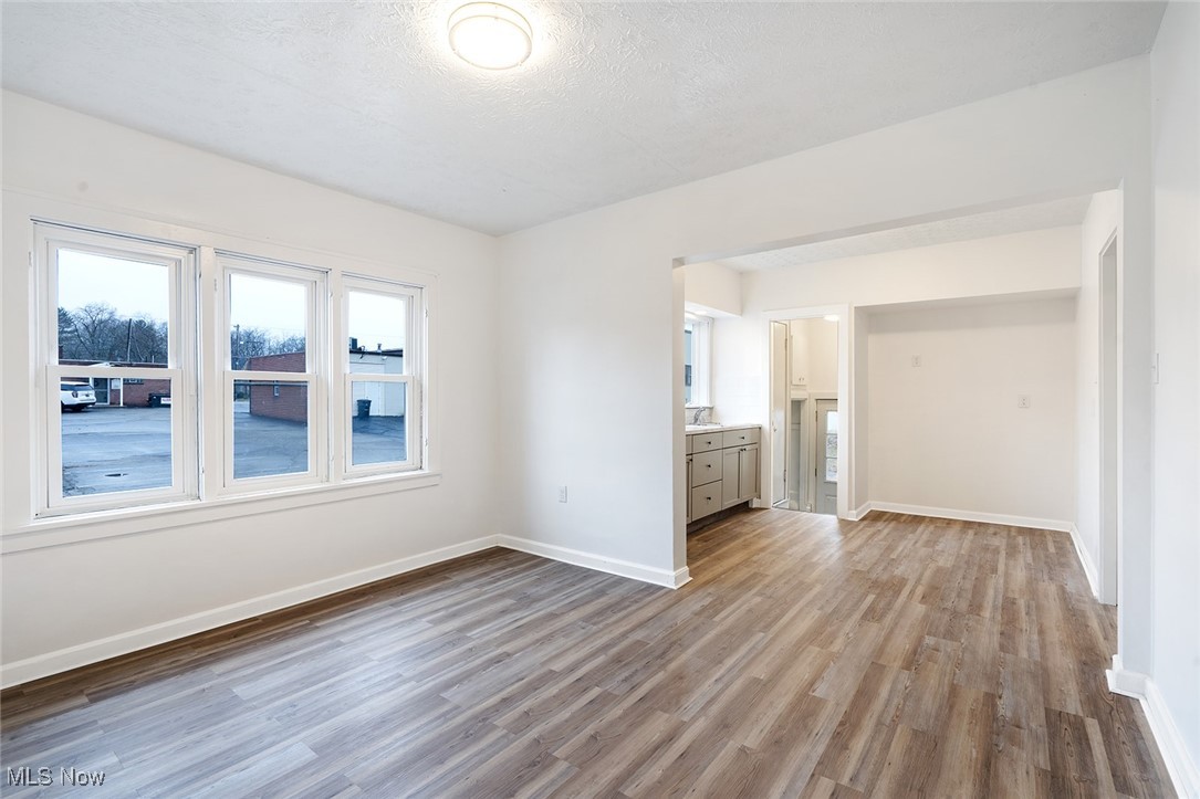 Realty Dev Cos Rep 03 - Residential Income