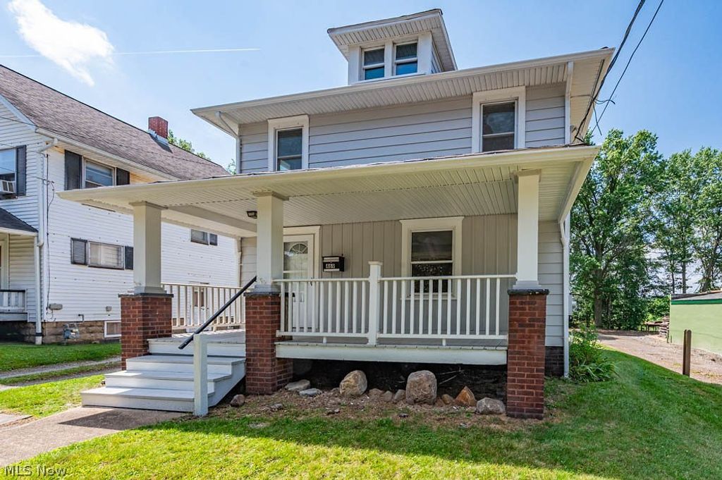 Photo of 469 E Euclid Avenue, Salem, OH 44460 (MLS # 5218818)