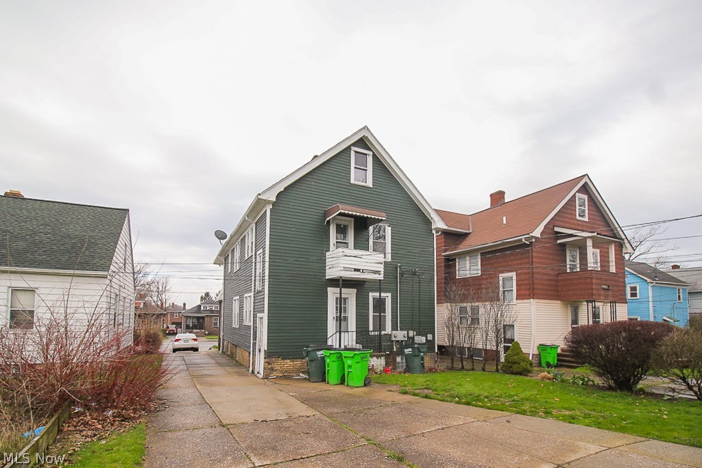 Garfield Blvd - Residential Income