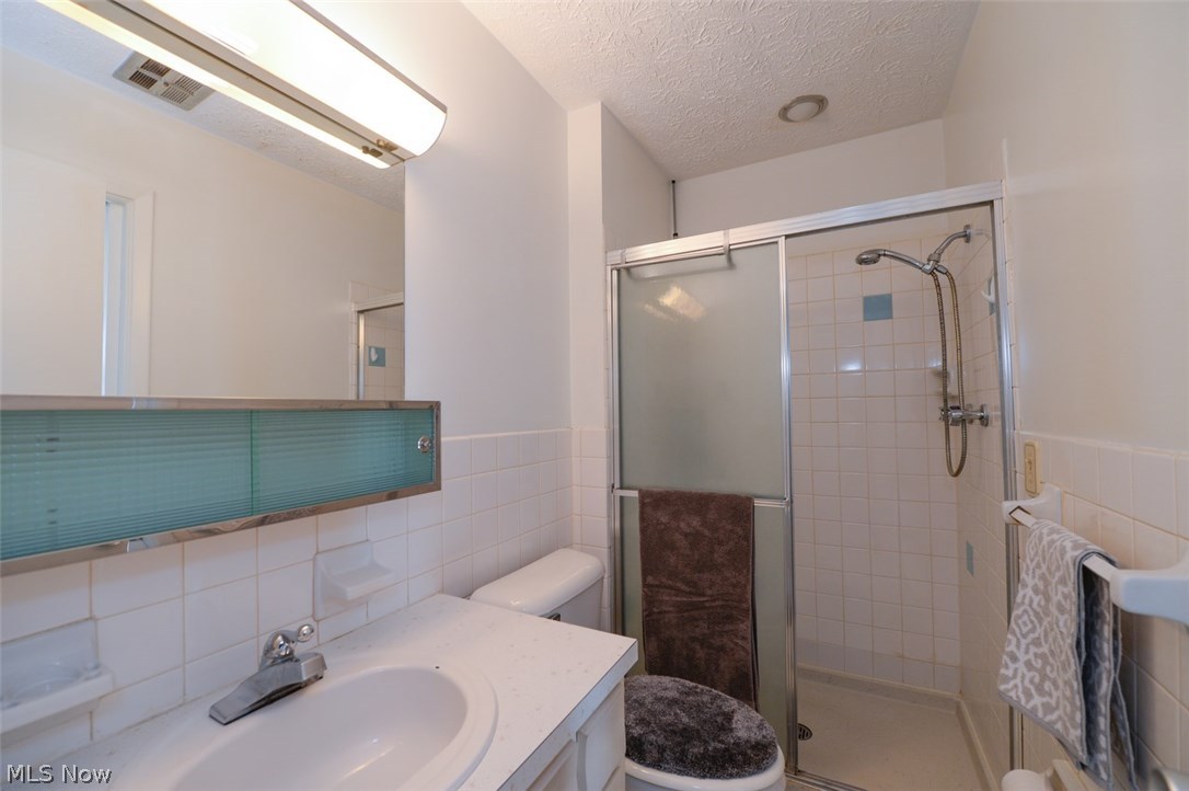 Silver Lake Towers Condo - Residential