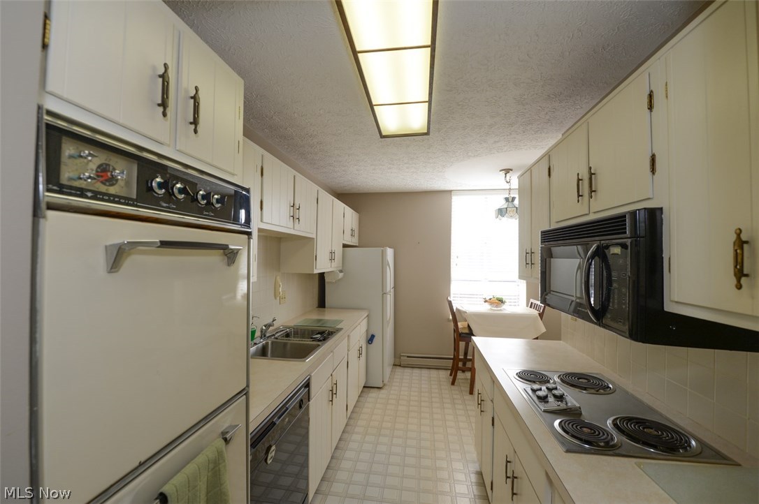 Silver Lake Towers Condo - Residential