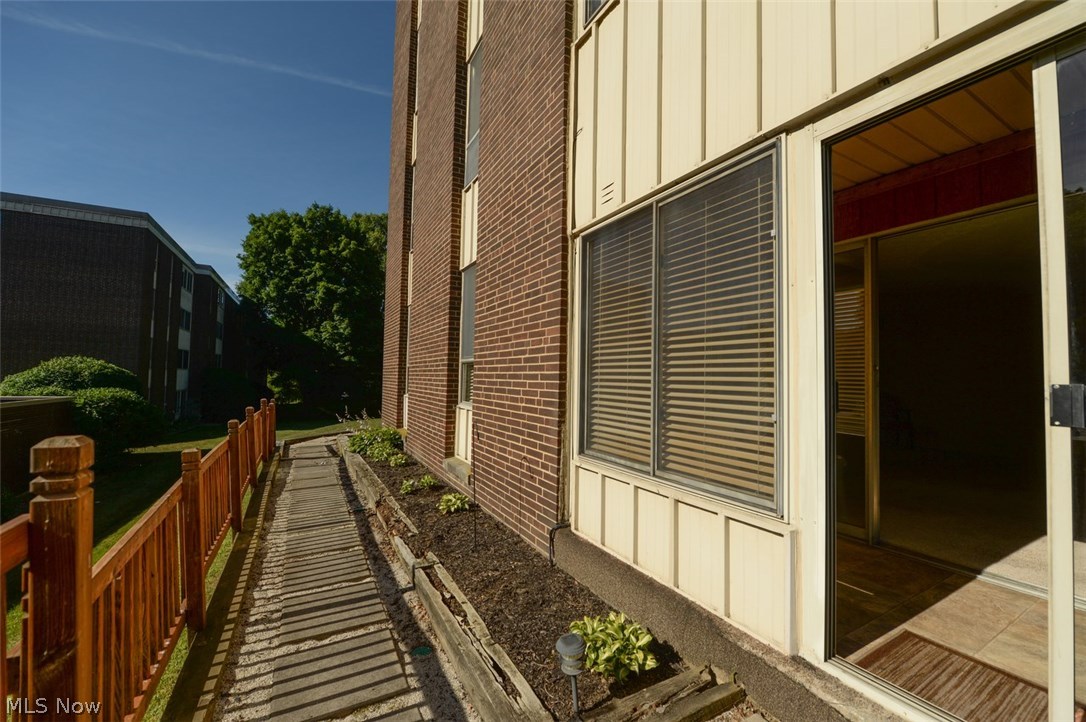 Silver Lake Towers Condo - Residential