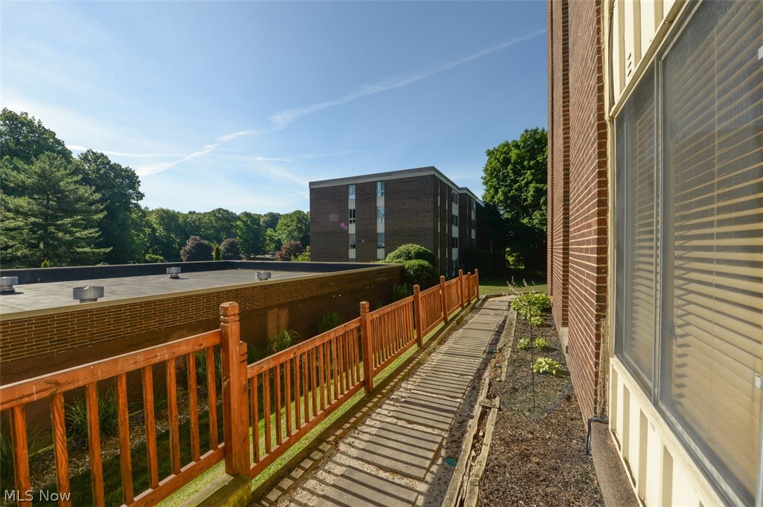 Silver Lake Towers Condo - Residential