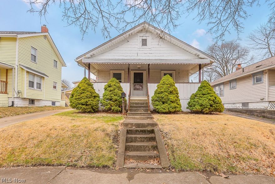 Welcome to 1243 Herberich! This one level home has been recently renovated and is ready for its next owner. New kitchen, bathroom, floors, and so much more. Perfect for a first time home buyer or investor looking for a turnkey rental property. Call your favorite realtor and schedule a showing today!