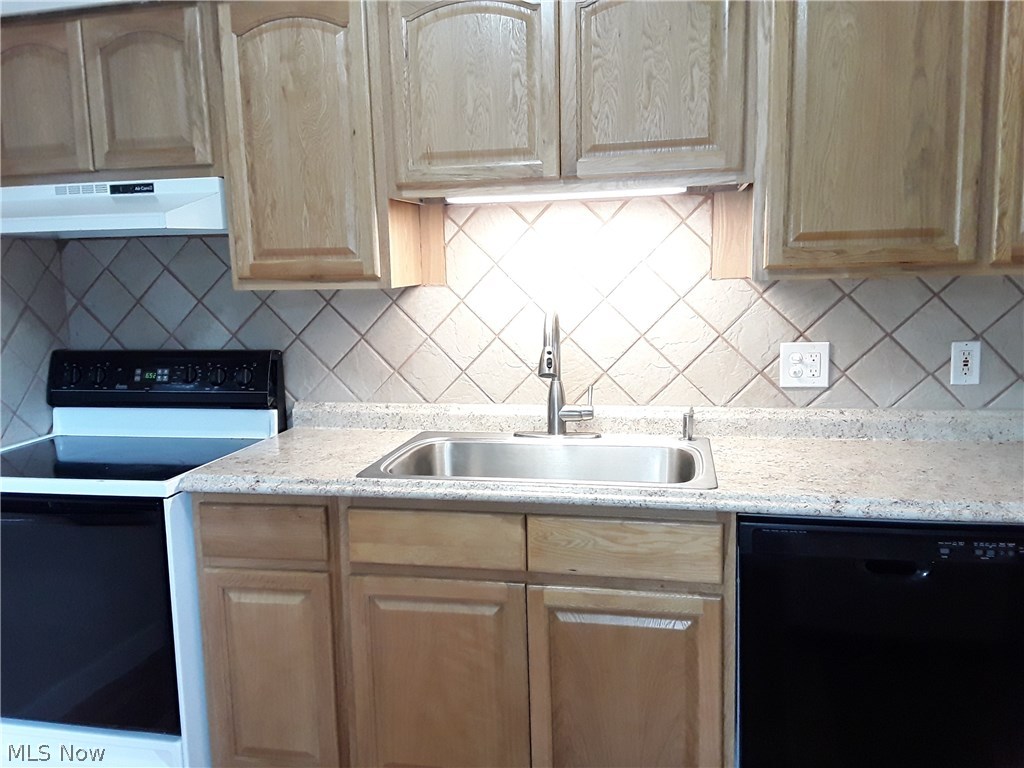 Mentor Headlands Park - Residential