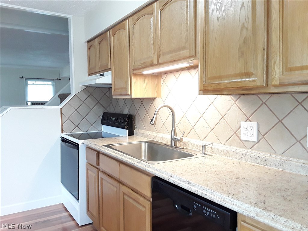 Mentor Headlands Park - Residential