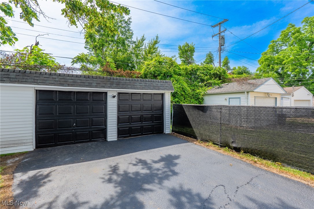 3718 Menlo Road