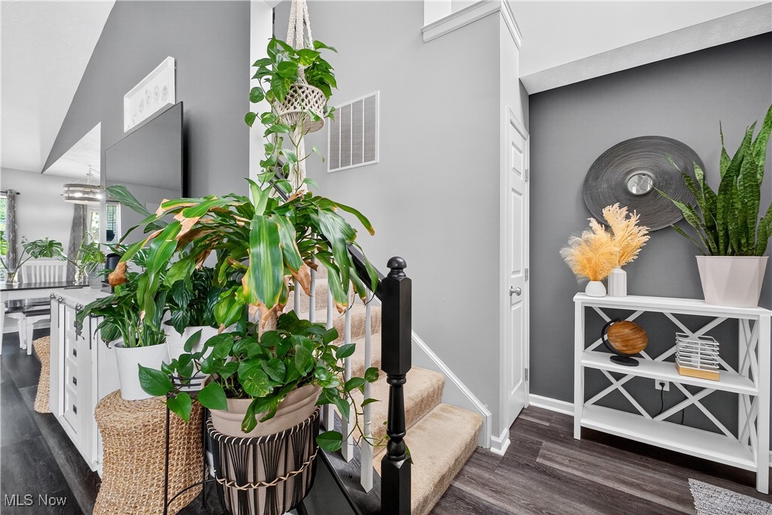 Brunswick, Ohio 44212, United States, 3 Bedrooms Bedrooms, ,3 BathroomsBathrooms,Residential,Contingent,212672