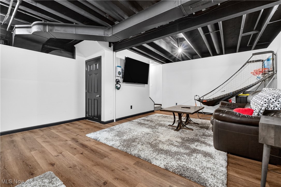 Brunswick, Ohio 44212, United States, 3 Bedrooms Bedrooms, ,3 BathroomsBathrooms,Residential,Contingent,212672