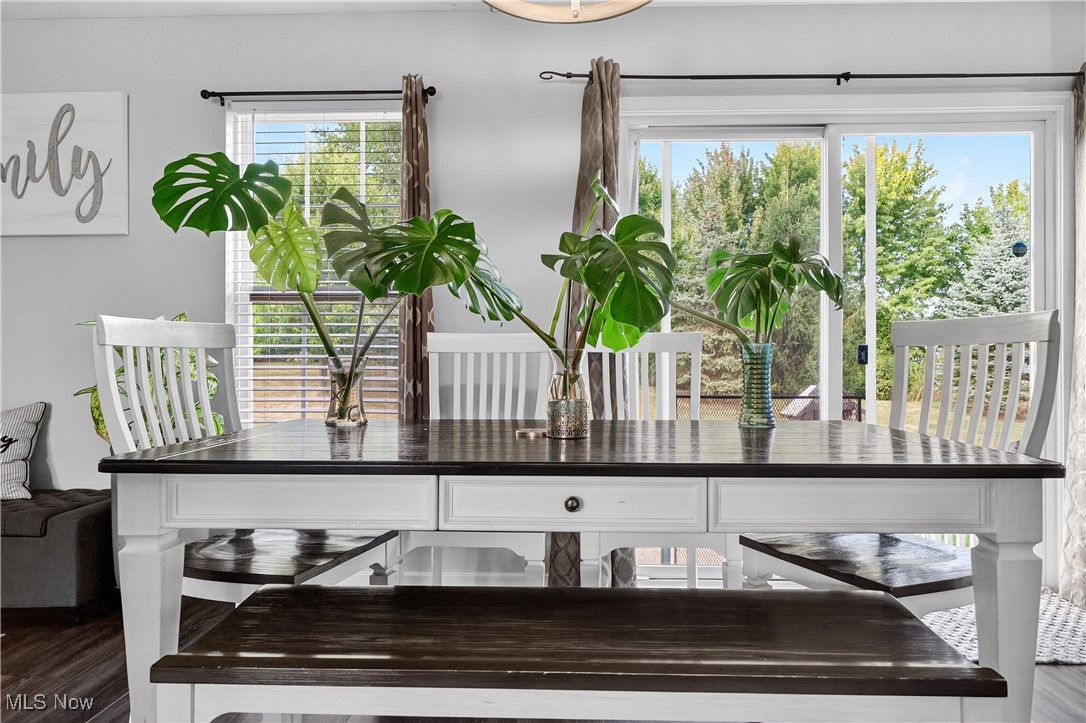 Brunswick, Ohio 44212, United States, 3 Bedrooms Bedrooms, ,3 BathroomsBathrooms,Residential,Contingent,212672