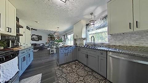 Brunswick, Ohio 44212, United States, 3 Bedrooms Bedrooms, ,3 BathroomsBathrooms,Residential,Contingent,212672