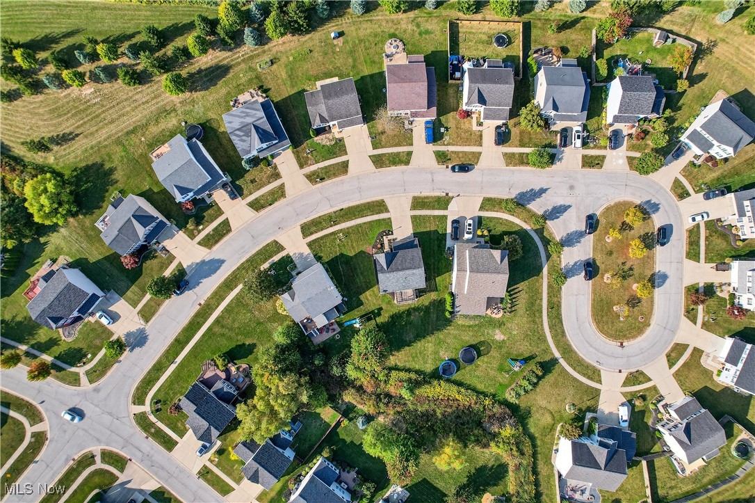 Brunswick, Ohio 44212, United States, 3 Bedrooms Bedrooms, ,3 BathroomsBathrooms,Residential,Contingent,212672