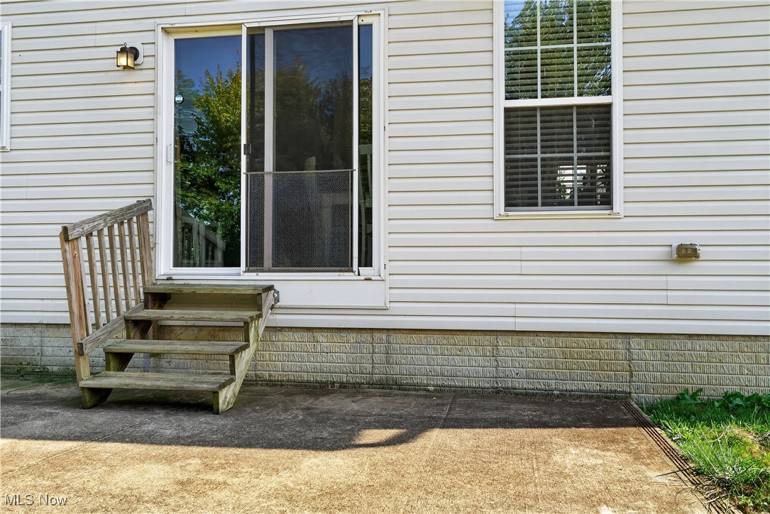 Brunswick, Ohio 44212, United States, 3 Bedrooms Bedrooms, ,3 BathroomsBathrooms,Residential,Contingent,212672