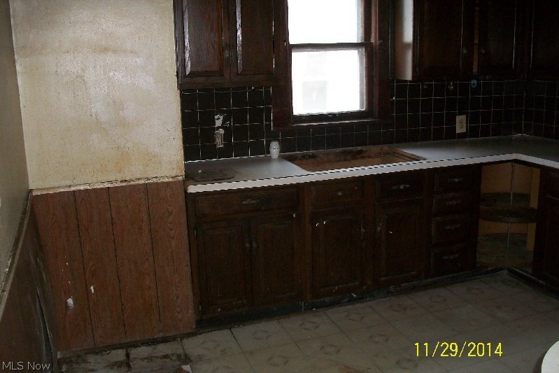 Helper Woodland Hill Park - Residential