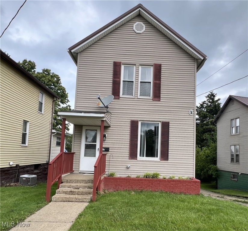 613 E Main Street, Barnesville, Ohio image 1
