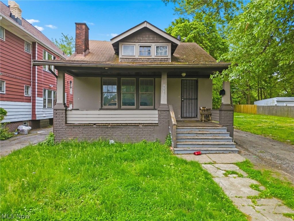 Photo of 3315 E 142nd Street, Cleveland, OH 44120 (MLS # 5212193)