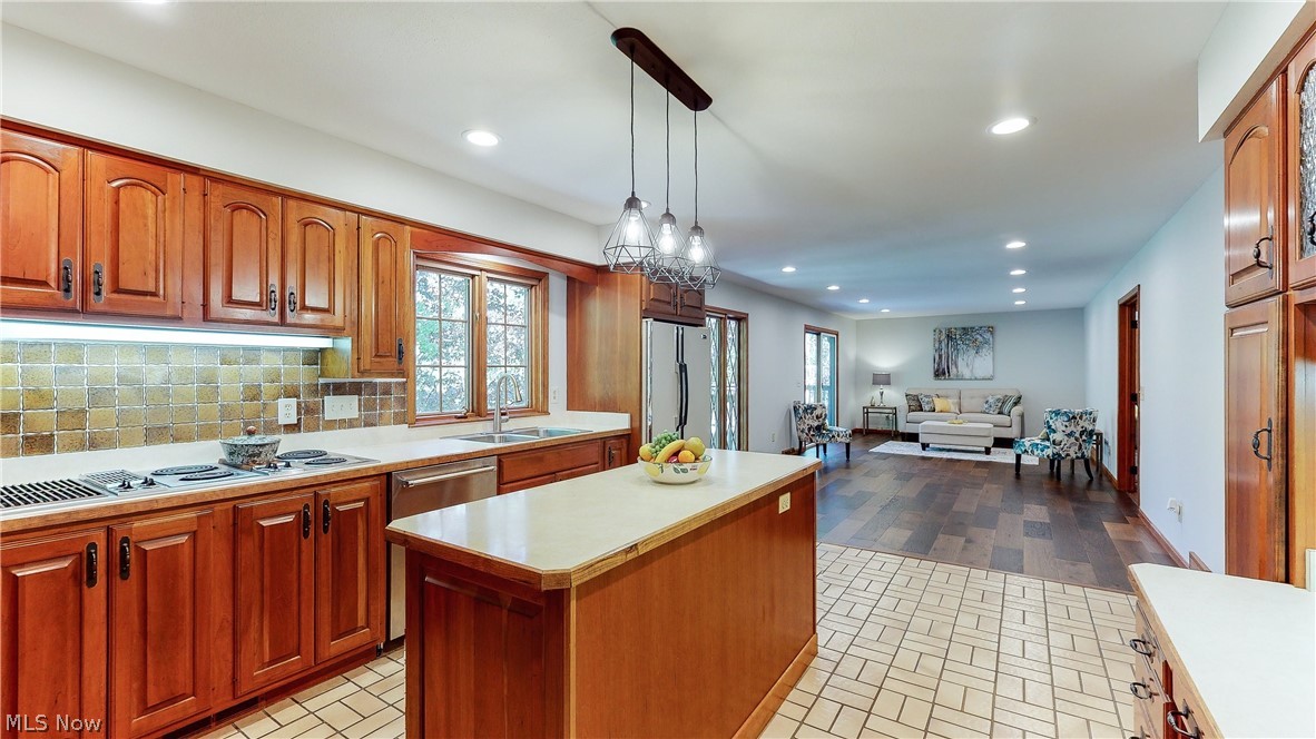 Orange 03 - Residential