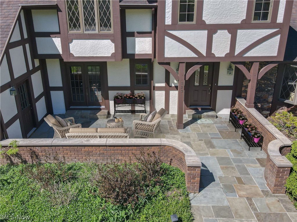 Orange 03 - Residential