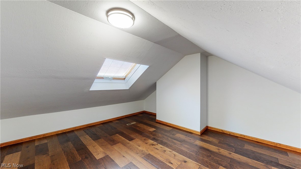 Orange 03 - Residential