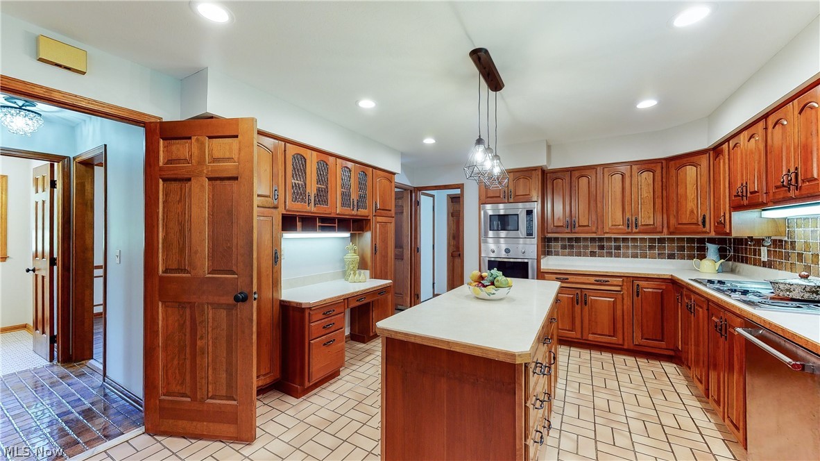 Orange 03 - Residential