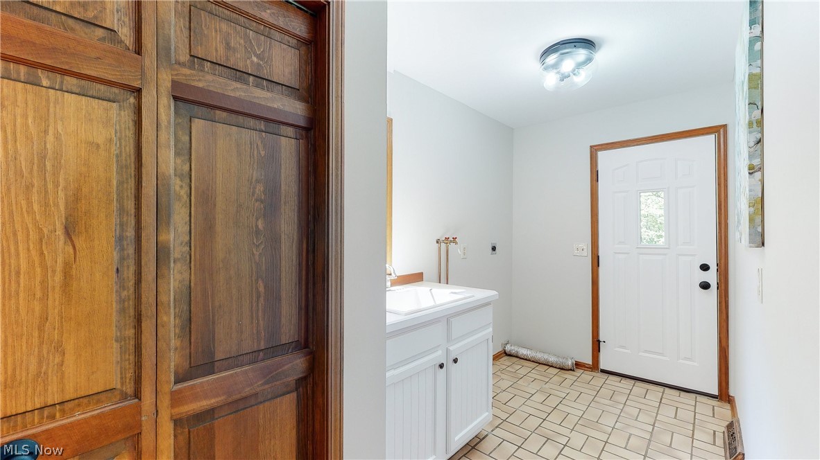 Orange 03 - Residential