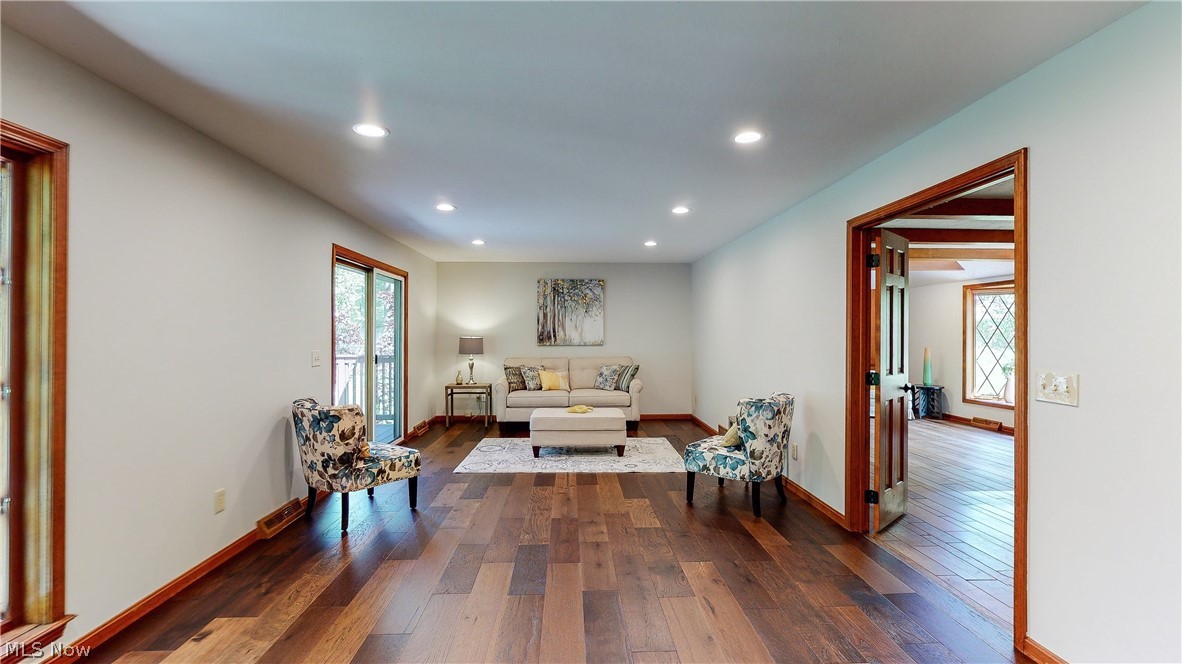 Orange 03 - Residential