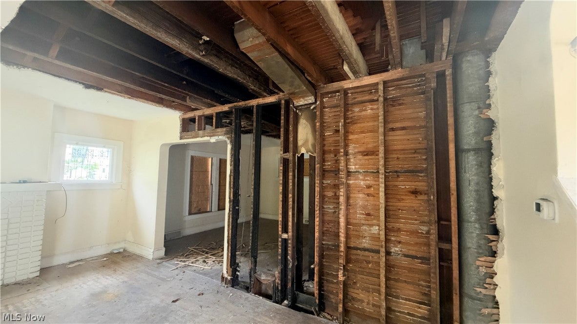 3326 E Berkshire Road E