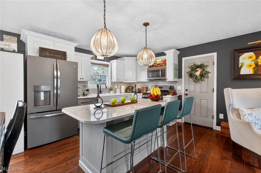 Laurel Ridge - Residential